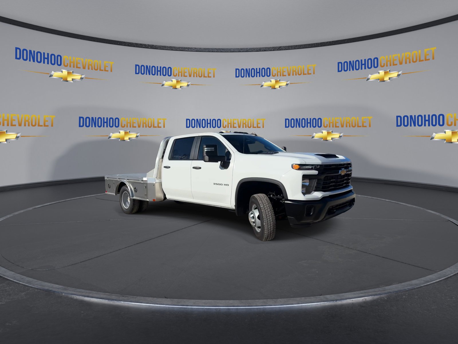 New 2026 Chevrolet Silverado 3500 W/T image 2