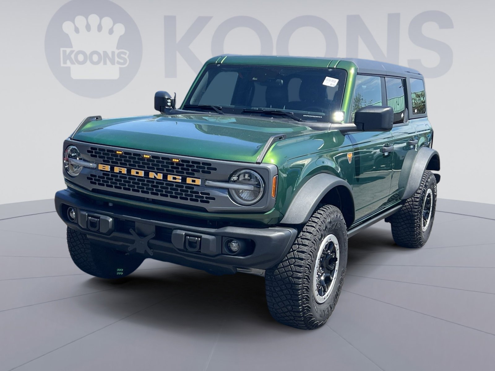 Used 2023 Ford Bronco Badlands w/ Sasquatch Package AWD/4WD image 5