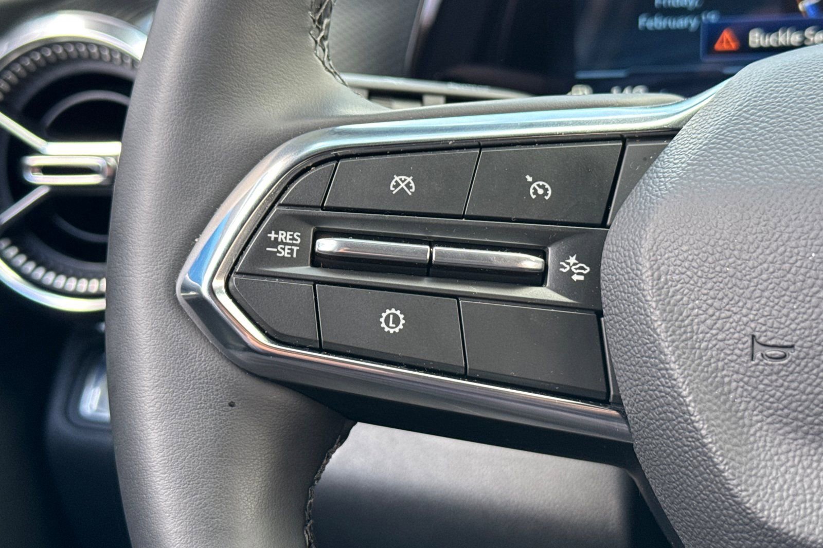 Used 2026 Chevrolet Equinox LT w/ Safety and Technology Package image 35