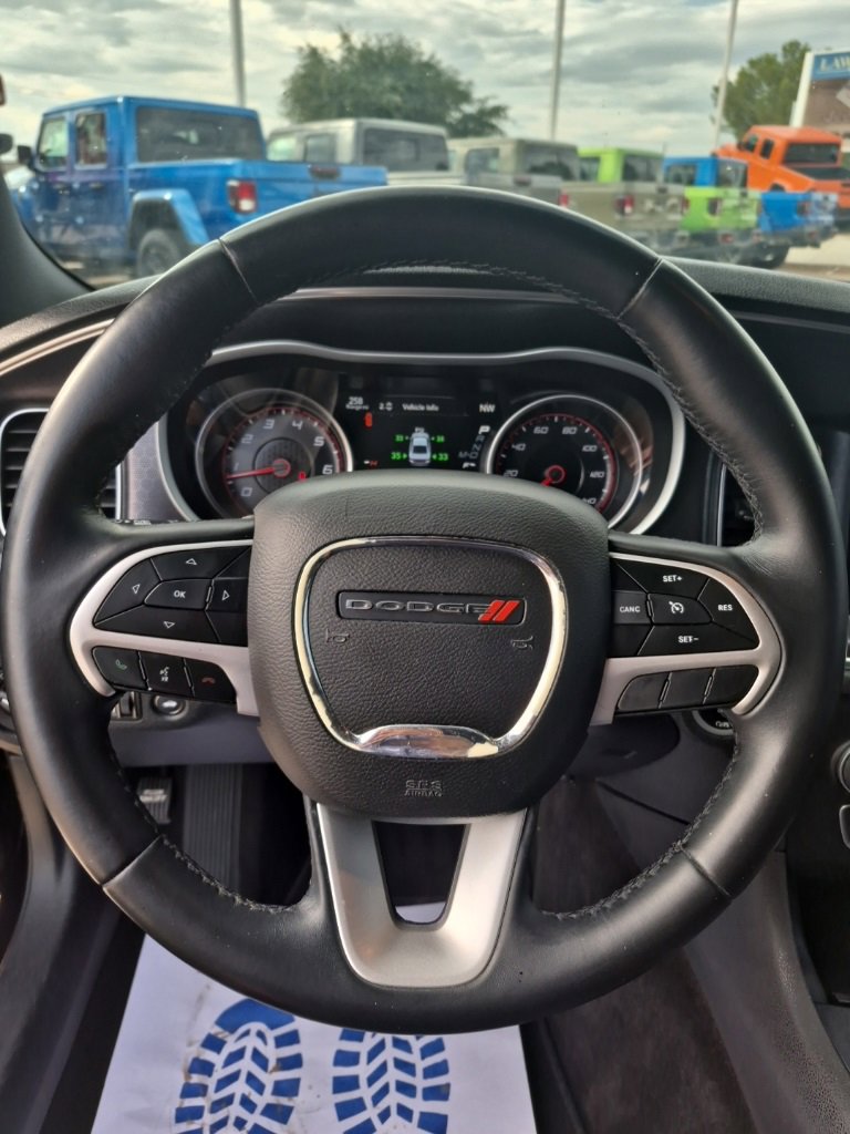 Certified 2018 Dodge Charger SXT Plus image 33