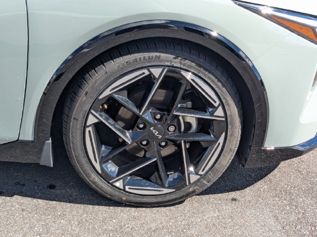 Certified 2025 Kia K4 EX w/ GT-Line Sunroof Package FWD image 11