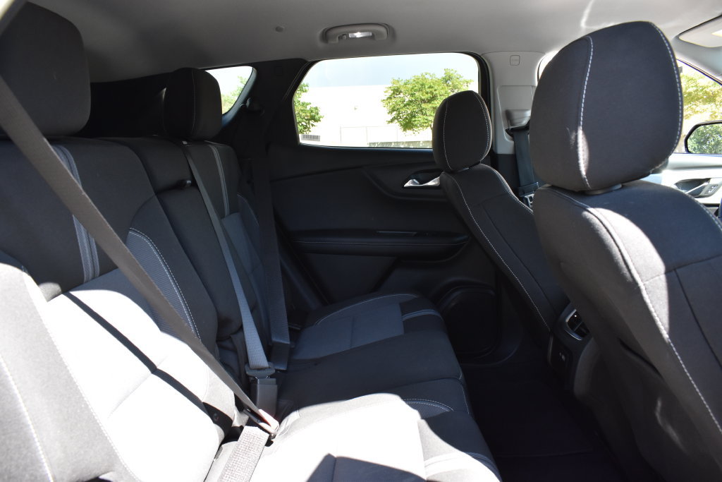 Used 2025 Chevrolet Blazer LT AWD/4WD image 12