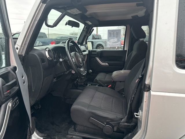 Used 2012 Jeep Wrangler Sahara w/ Dual Top Group image 10