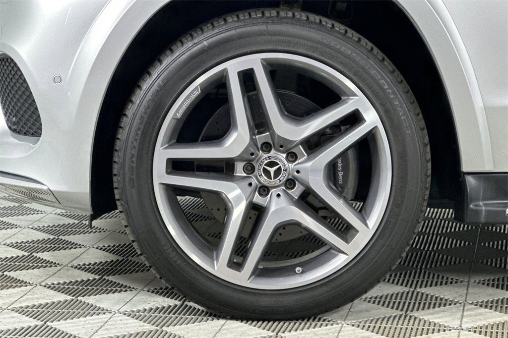 Used 2018 Mercedes-Benz GLS 550 4MATIC image 33