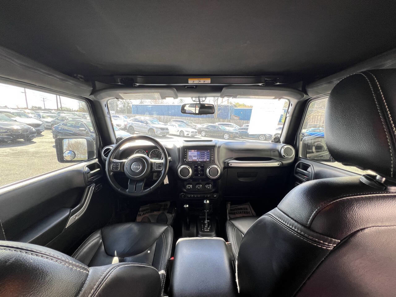 Used 2014 Jeep Wrangler Unlimited Rubicon w/ Connectivity Group image 16