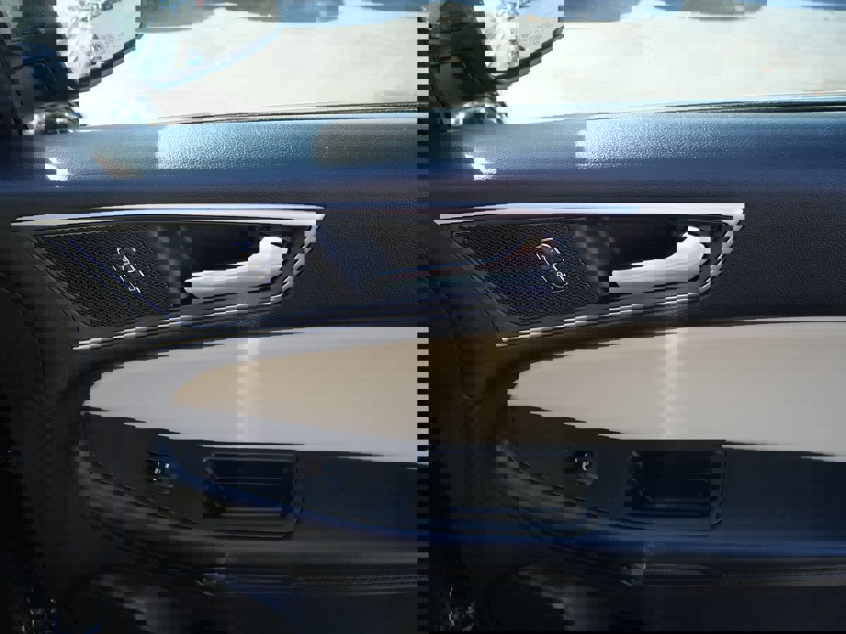 Used 2021 Ford Edge SEL w/ Cargo Accessory Package image 19