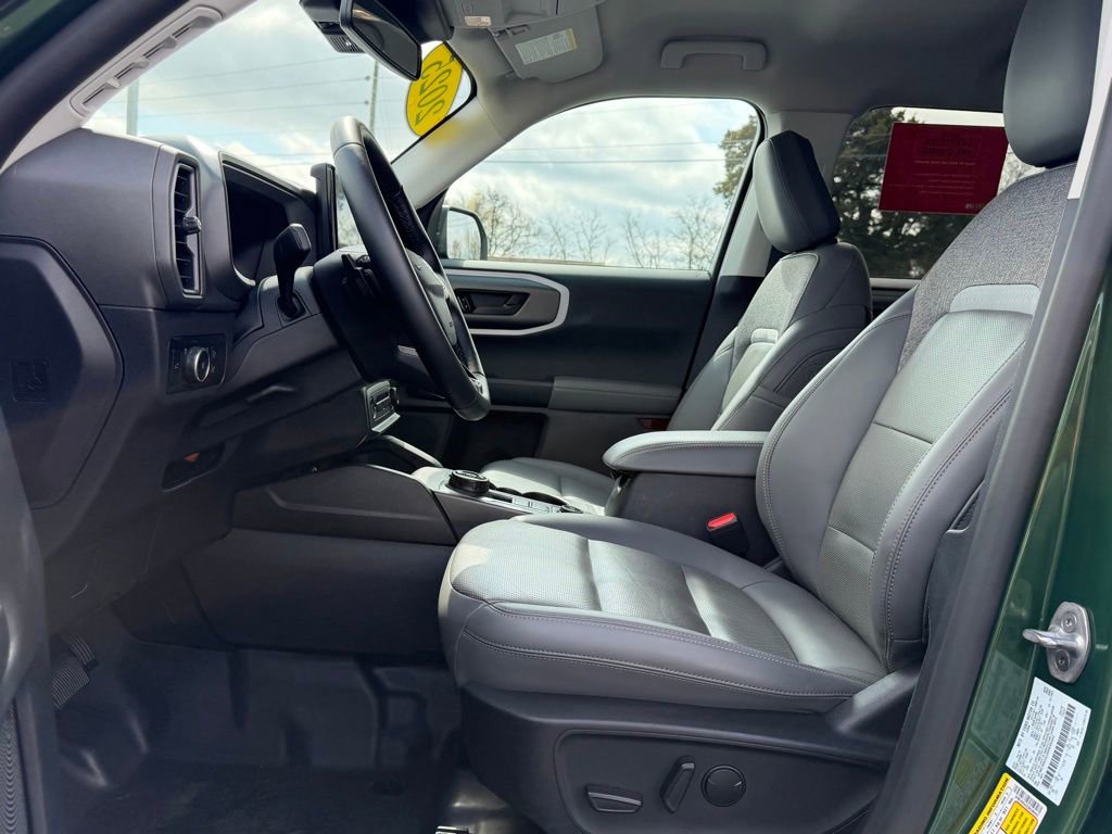Used 2025 Ford Bronco Sport Badlands image 12
