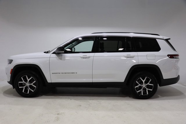 Used 2023 Jeep Grand Cherokee L Limited w/ Luxury Tech Group II AWD/4WD image 4