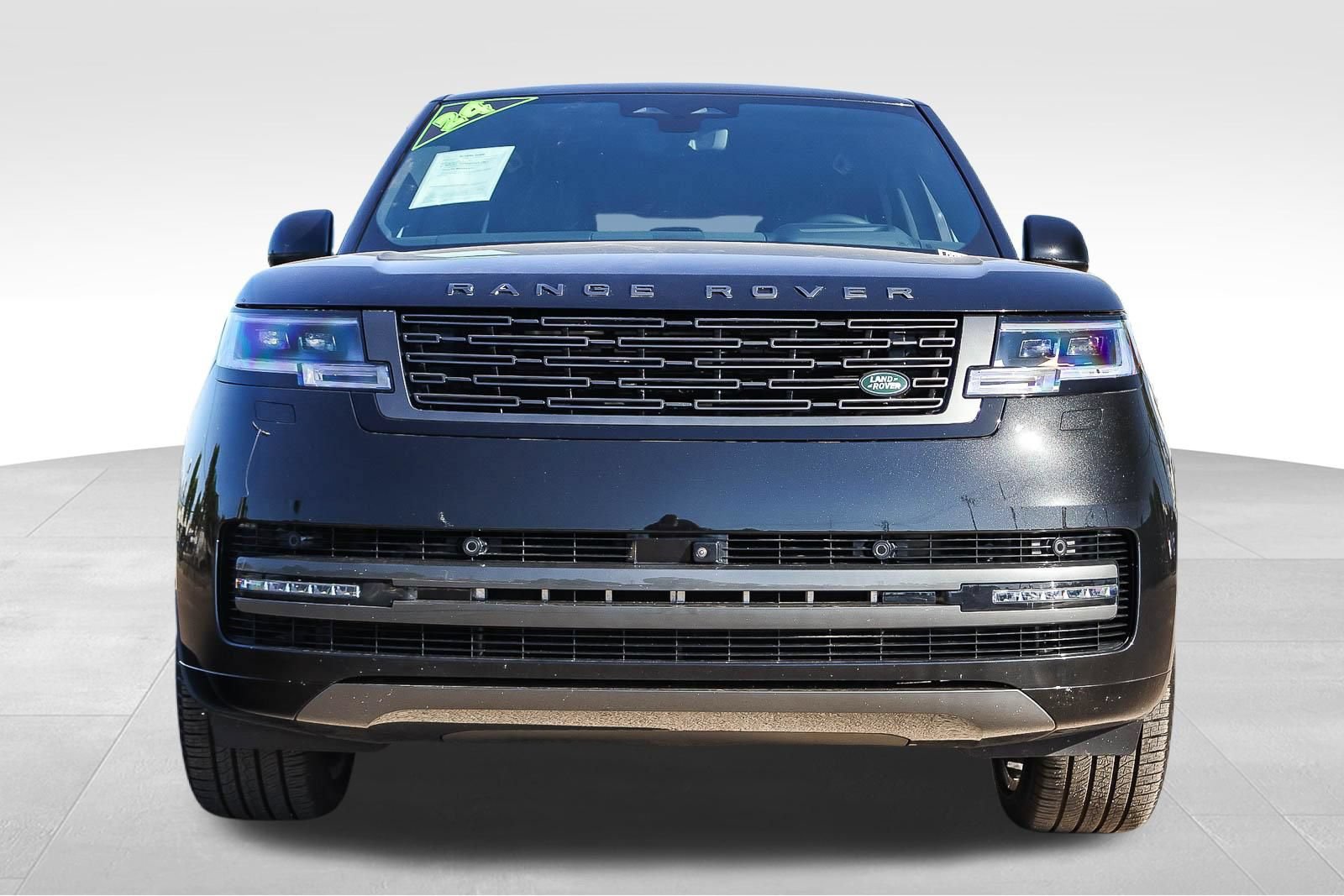 Certified 2024 Land Rover Range Rover SE AWD/4WD image 2