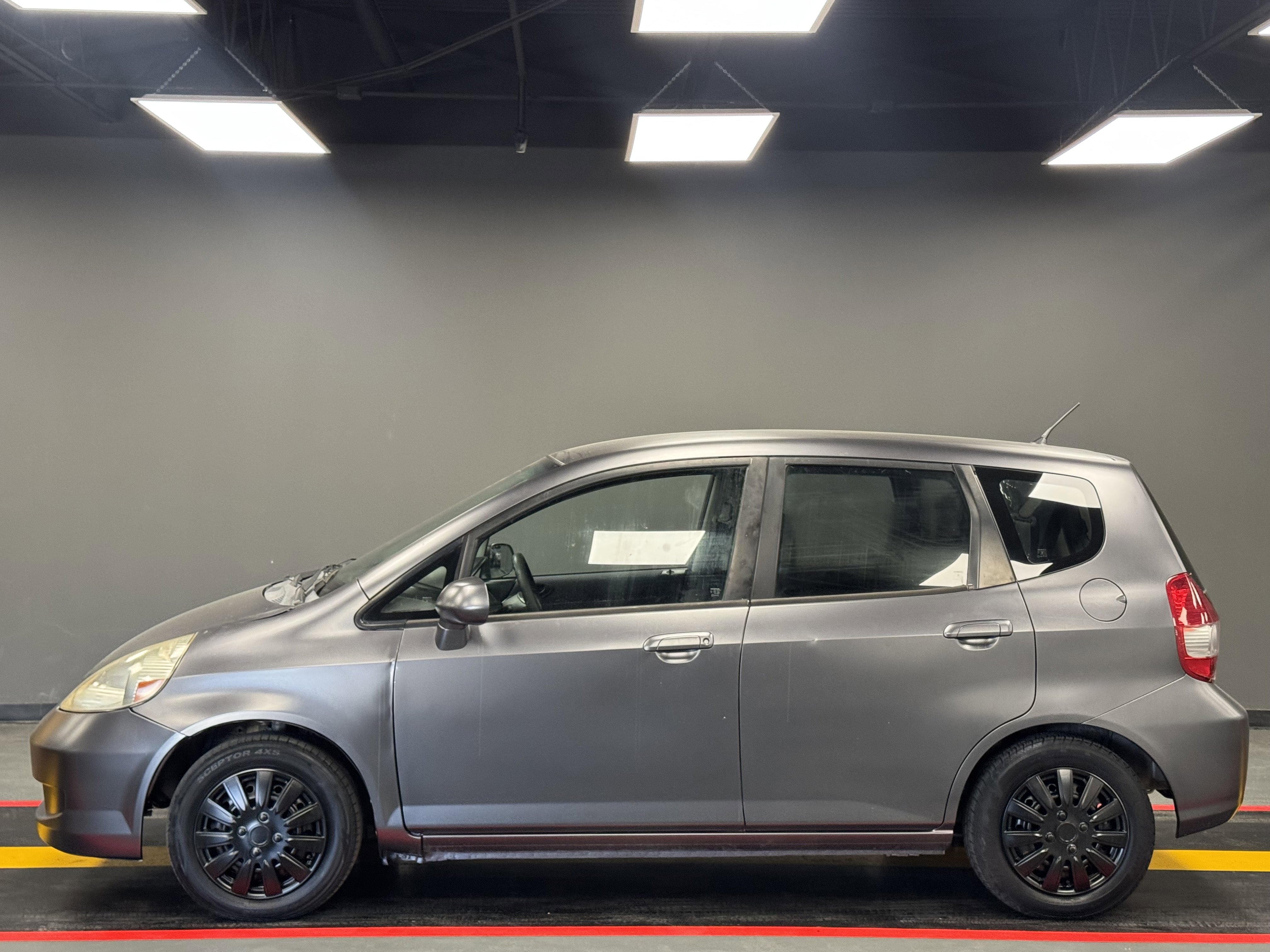 Used 2007 Honda Fit image 3