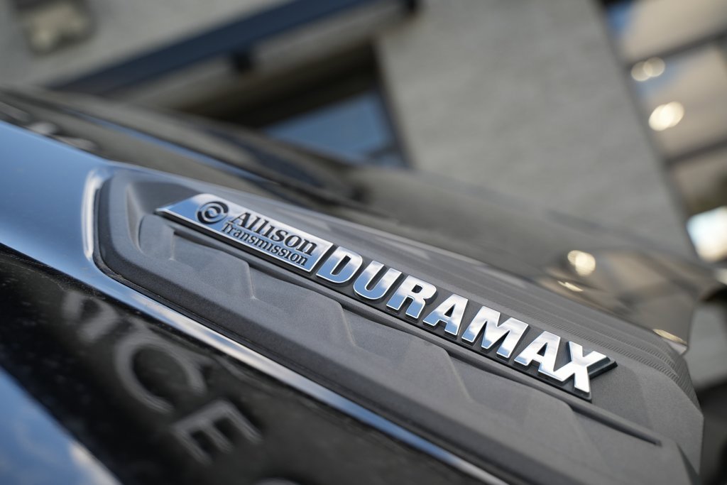 Used 2022 Chevrolet Silverado 2500 LT w/ Convenience Package image 17