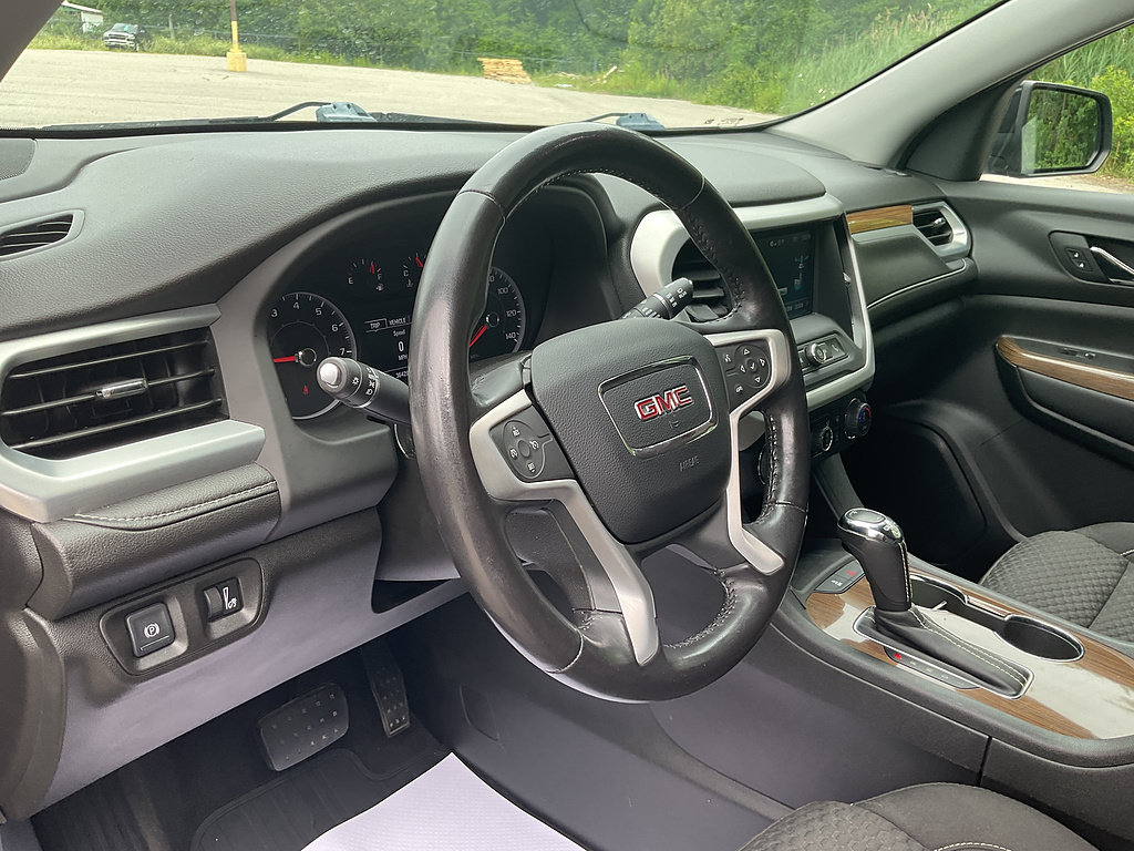 Used 2019 GMC Acadia SLE FWD image 10