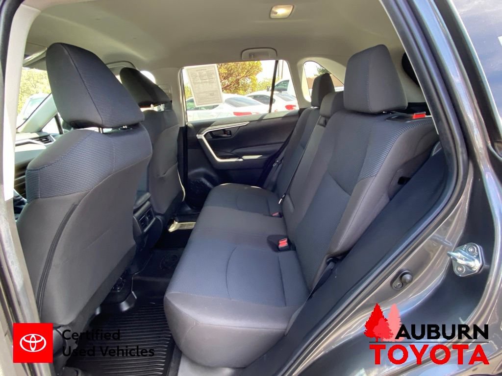 Certified 2022 Toyota RAV4 LE AWD/4WD image 22
