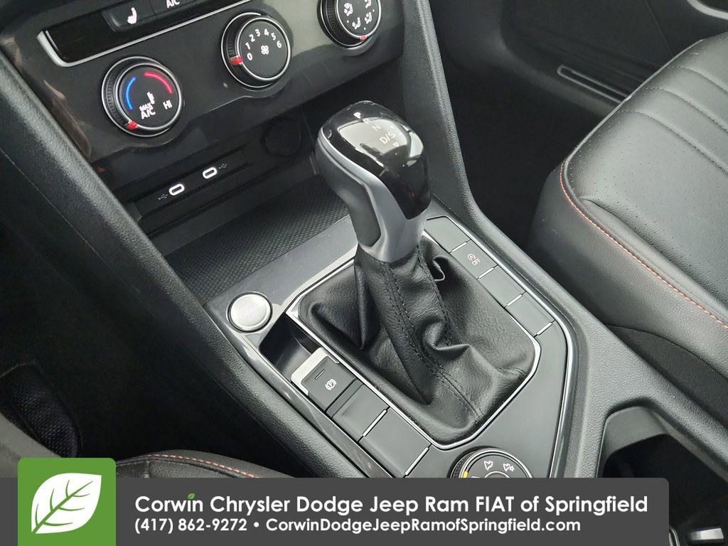Used 2024 Volkswagen Tiguan Wolfsburg Edition image 20