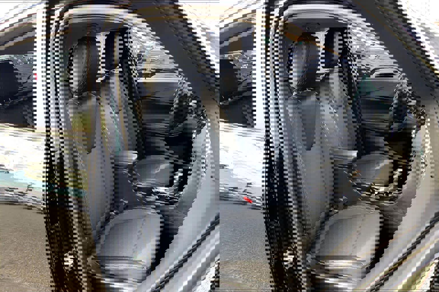 Used 2023 Buick Encore GX Select w/ Sport Touring Package image 6