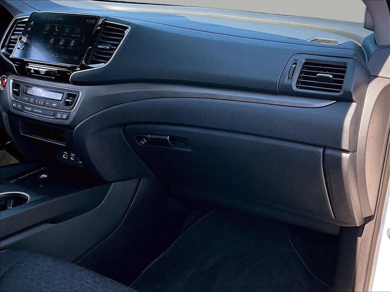 Used 2024 Honda Ridgeline Sport image 27