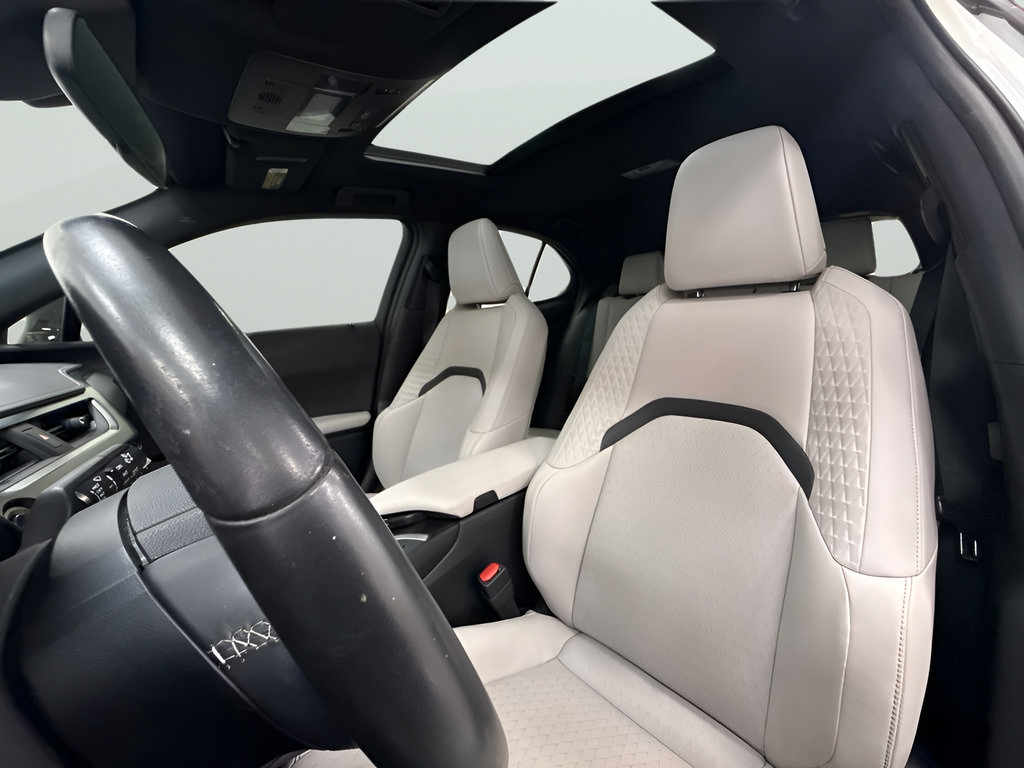 Used 2021 Lexus UX 200 w/ Accessory Package (Z1) FWD image 13