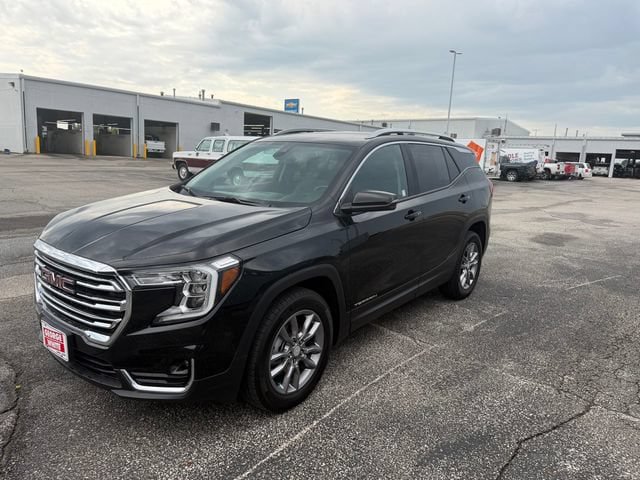 Used 2022 GMC Terrain SLT AWD/4WD image 11
