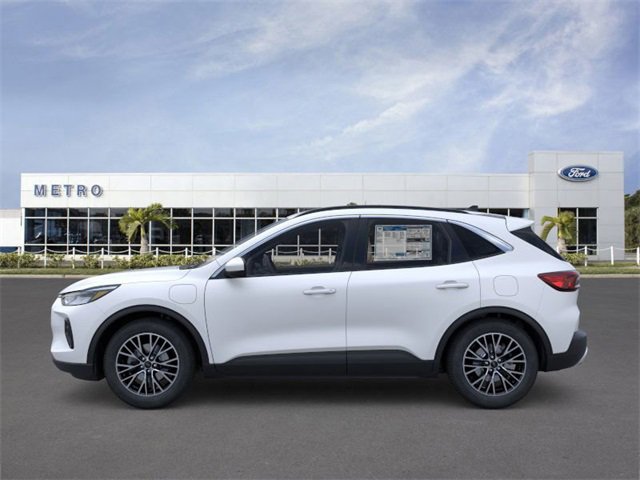 New 2026 Ford Escape SE image 3
