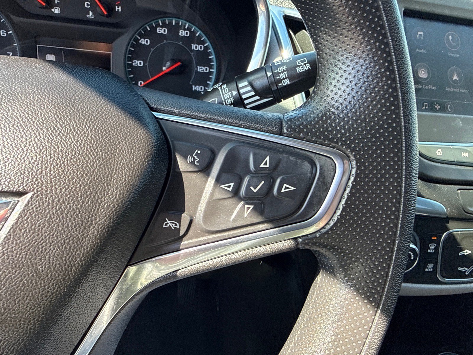 Used 2020 Chevrolet Equinox LS w/ LS Convenience Package FWD image 28