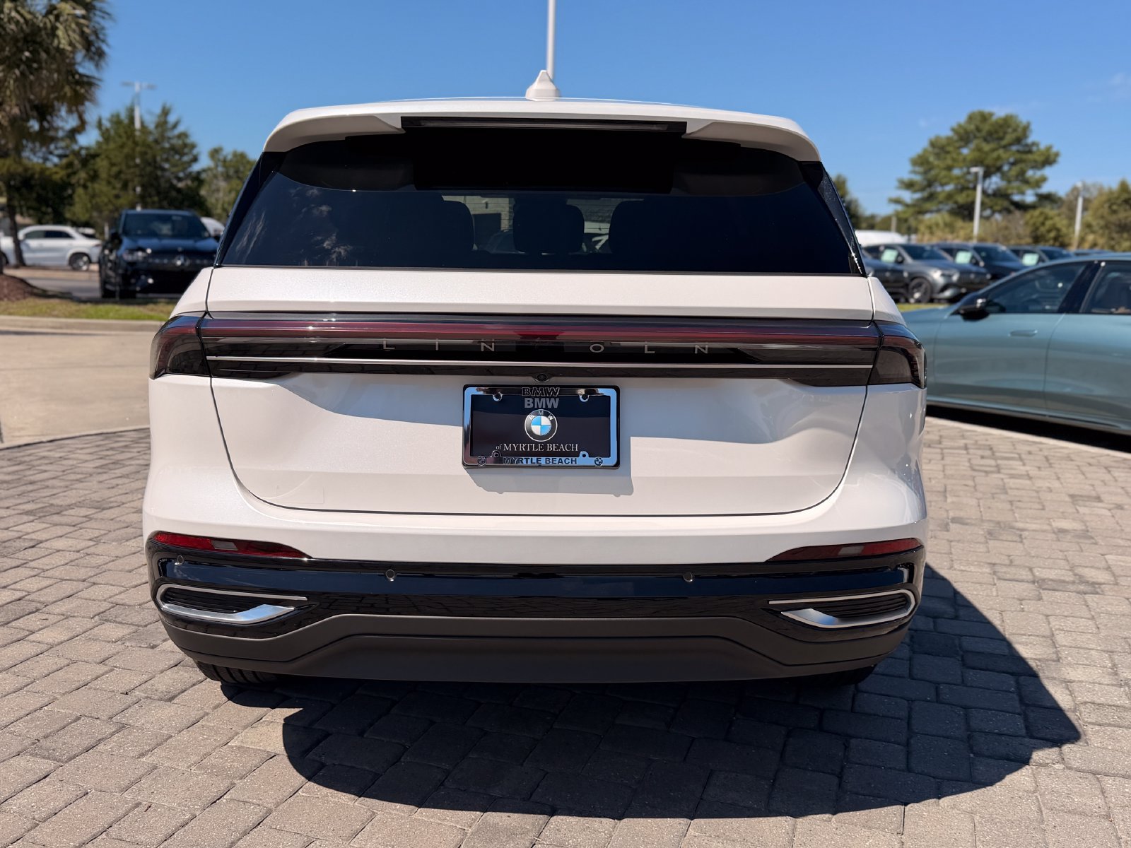 Used 2025 Lincoln Nautilus Premier w/ Equipment Group 102A AWD/4WD image 10