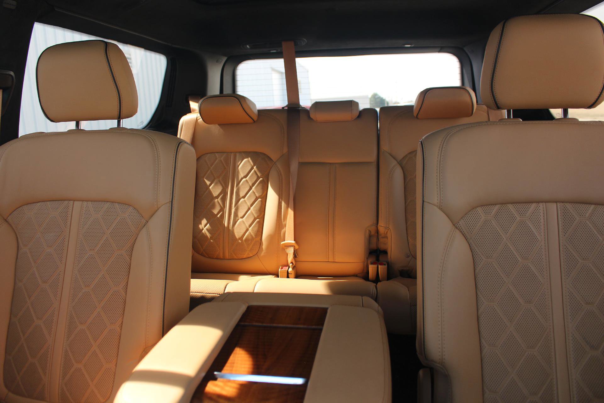 Used 2022 Jeep Grand Wagoneer Series III w/ Rear Seat Video Group 1 image 22