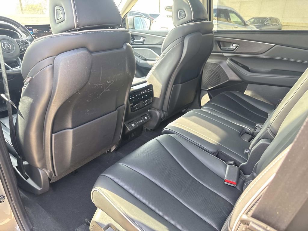 Used 2023 Acura MDX SH-AWD w/ Advance Package image 13