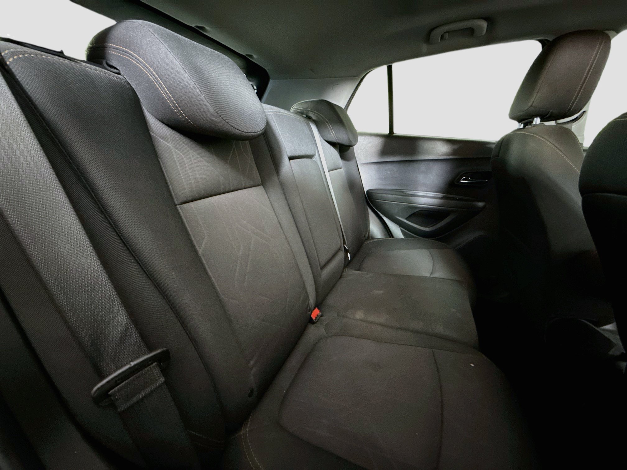 Used 2020 Chevrolet Trax LT FWD image 26