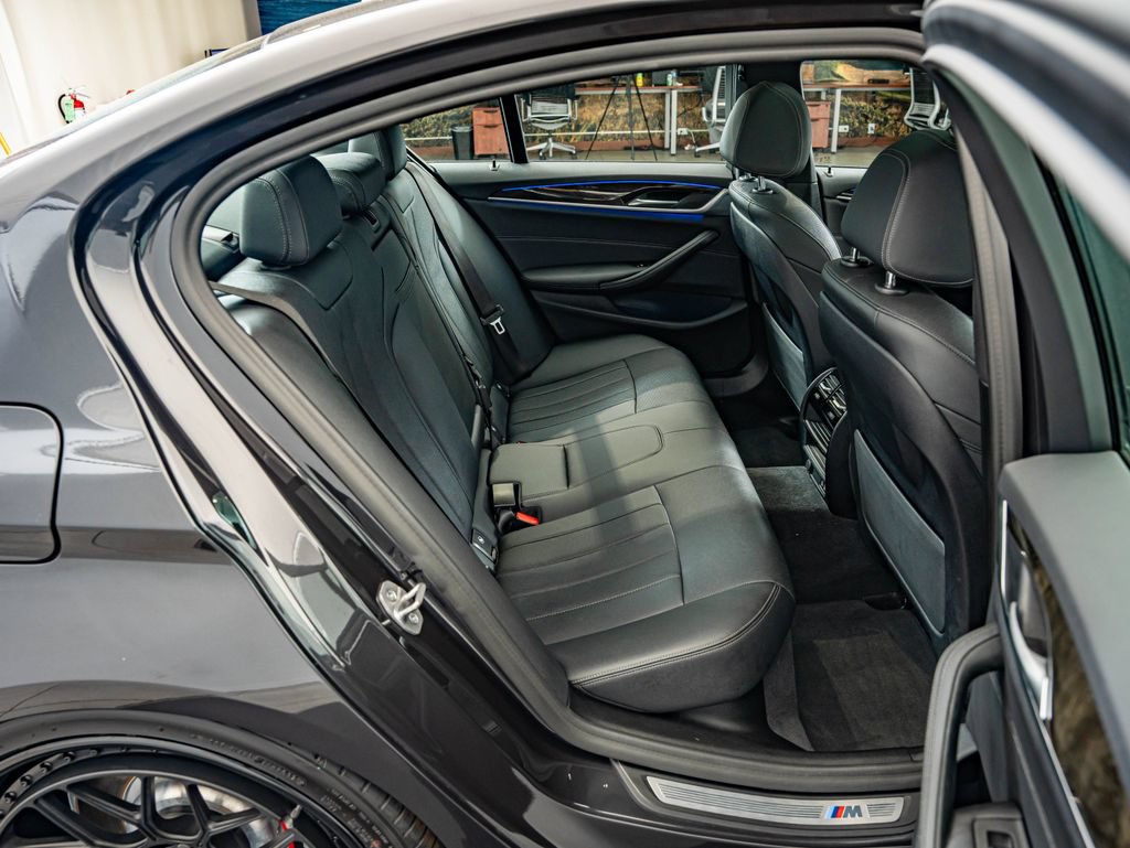 Used 2023 BMW 540i w/ M Sport Package RWD image 41
