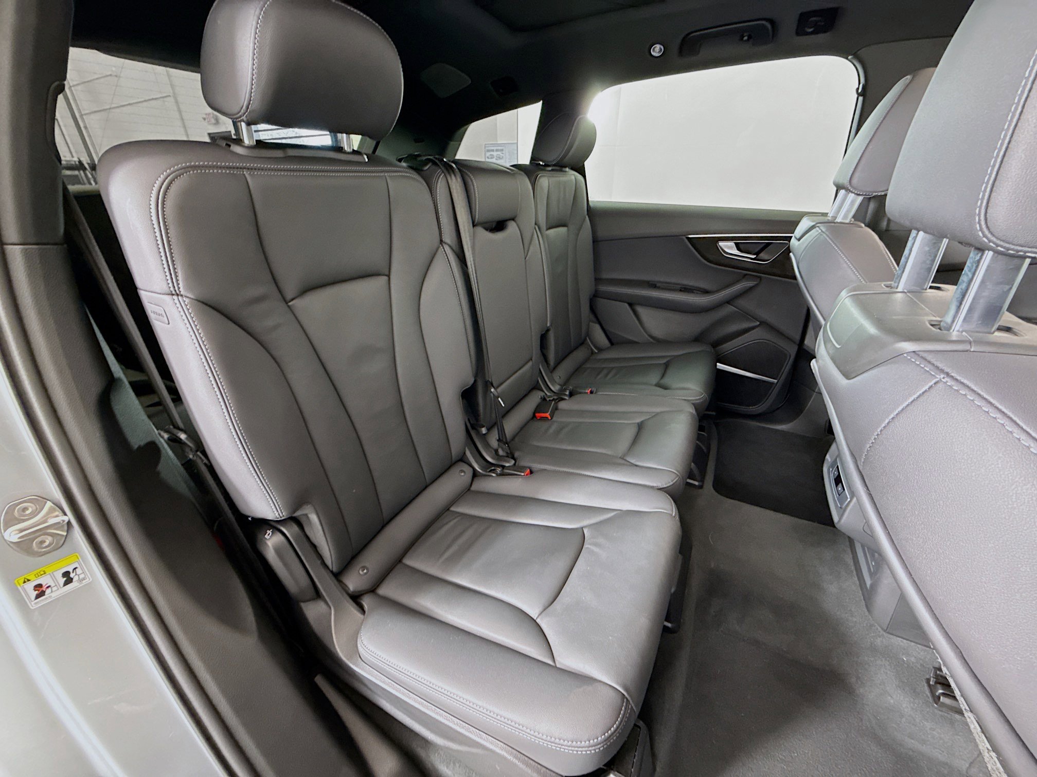 Used 2025 Audi Q7 3.0T Premium Plus image 27