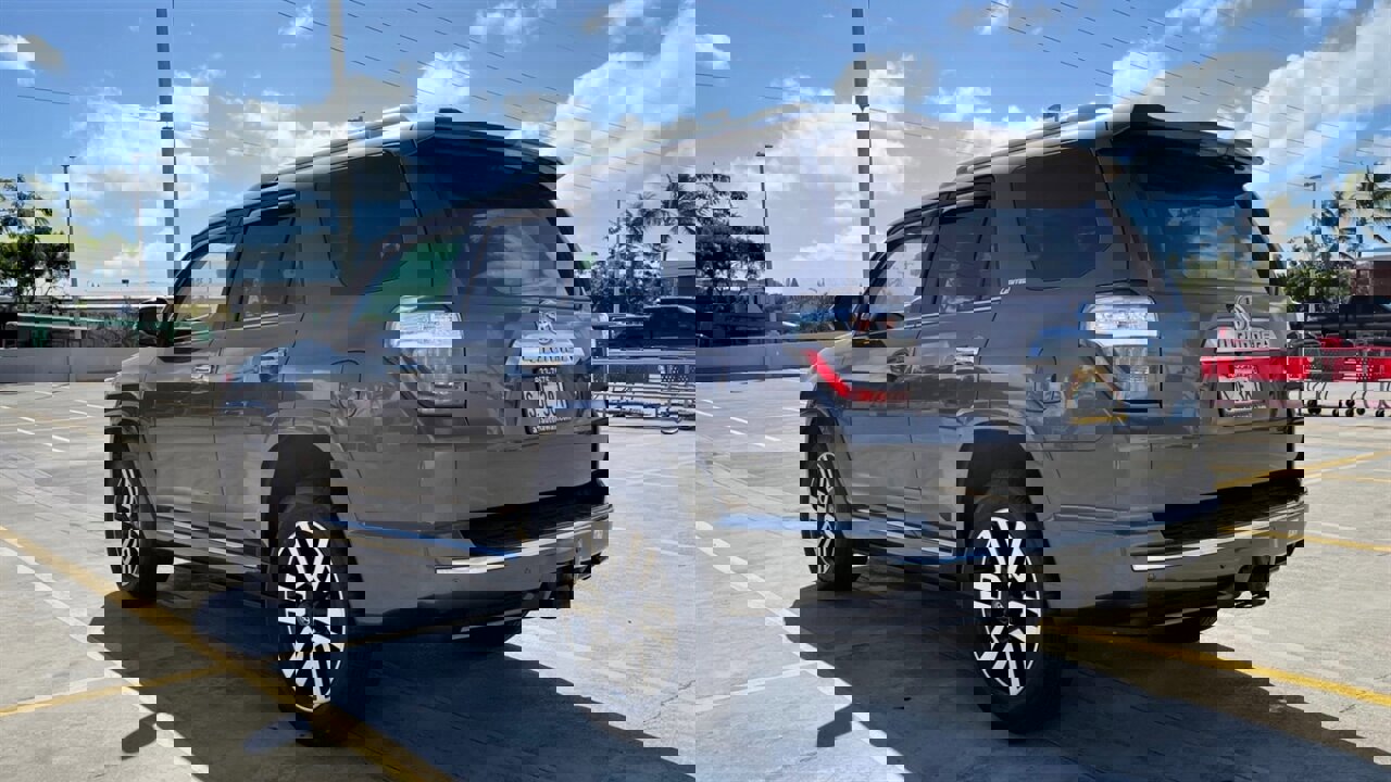 Used 2015 Toyota 4Runner 2WD image 3