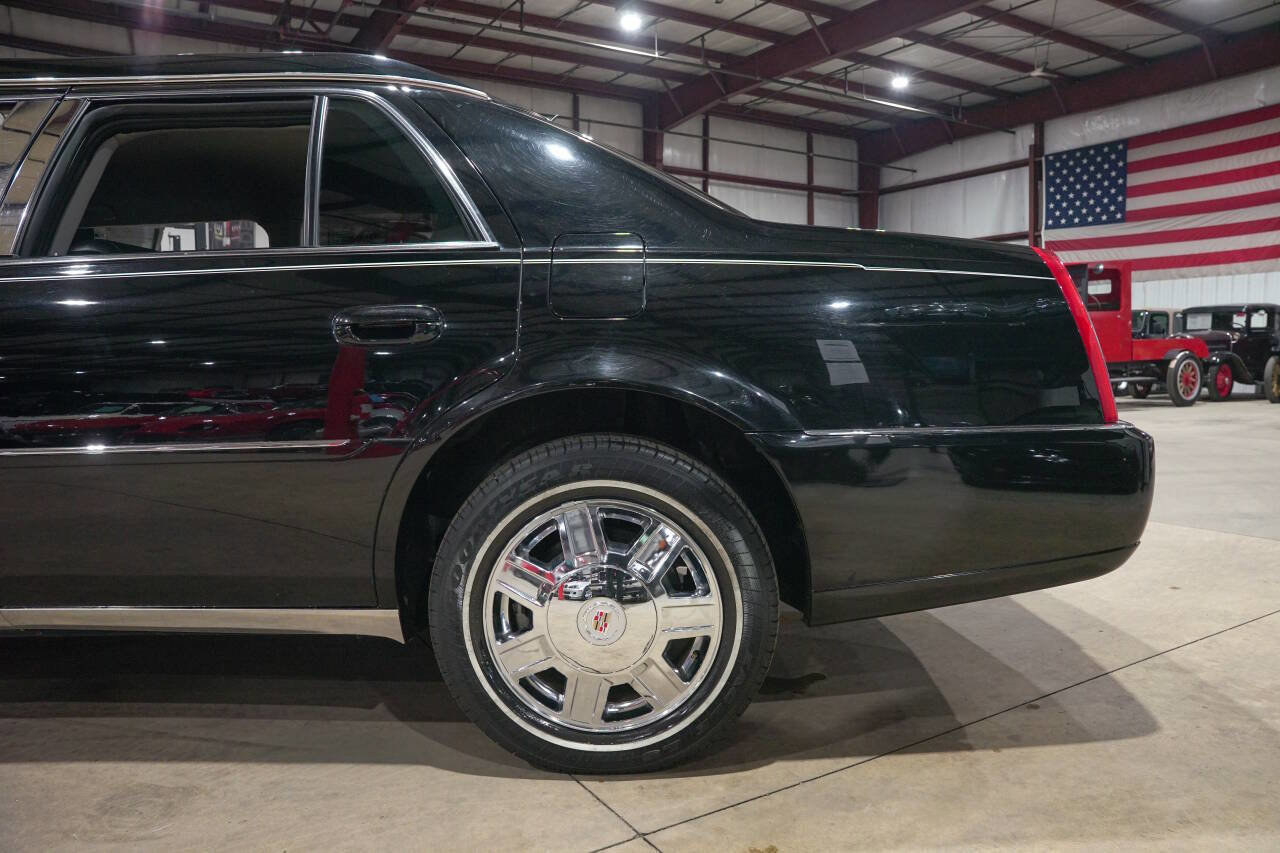 Used 2008 Cadillac DTS Limousine FWD image 5