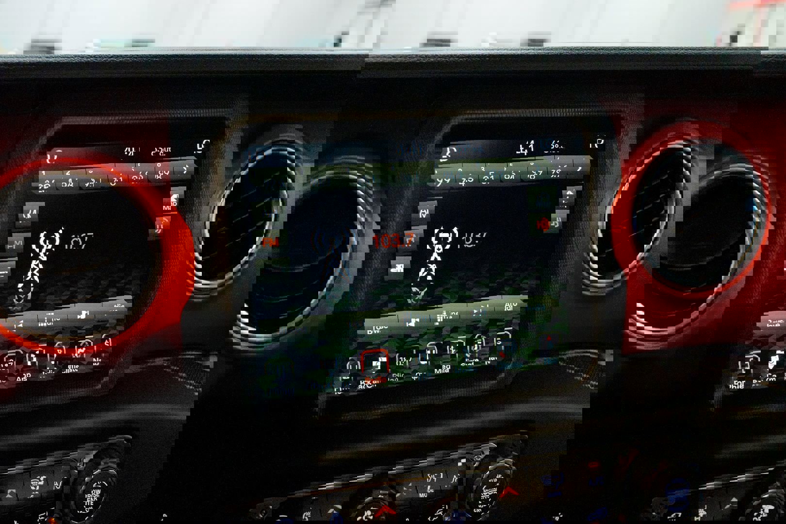 Used 2019 Jeep Wrangler Unlimited Rubicon image 44