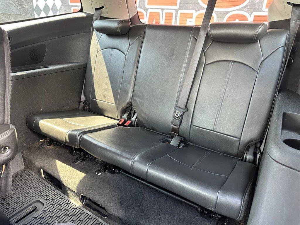 Used 2014 Chevrolet Traverse LT FWD image 11