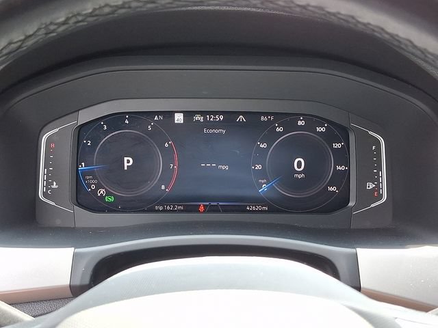 Used 2023 Volkswagen Atlas Cross Sport SEL R-Line AWD/4WD image 23