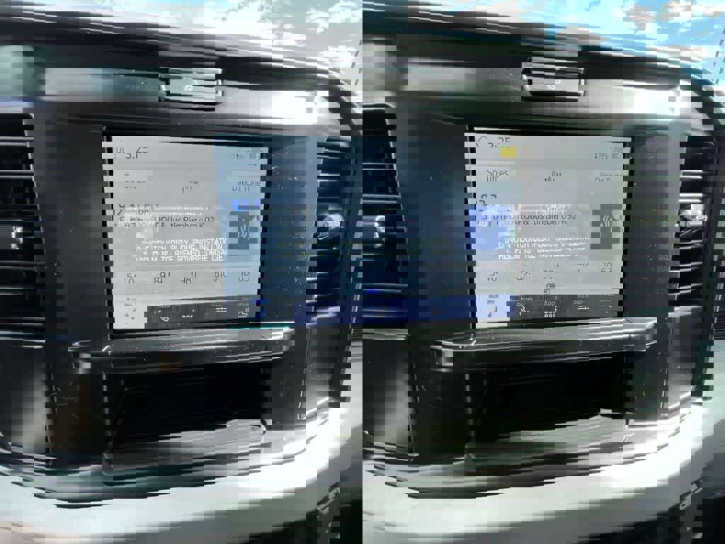 New 2025 Ford F250 XL w/ XL Chrome Package image 19