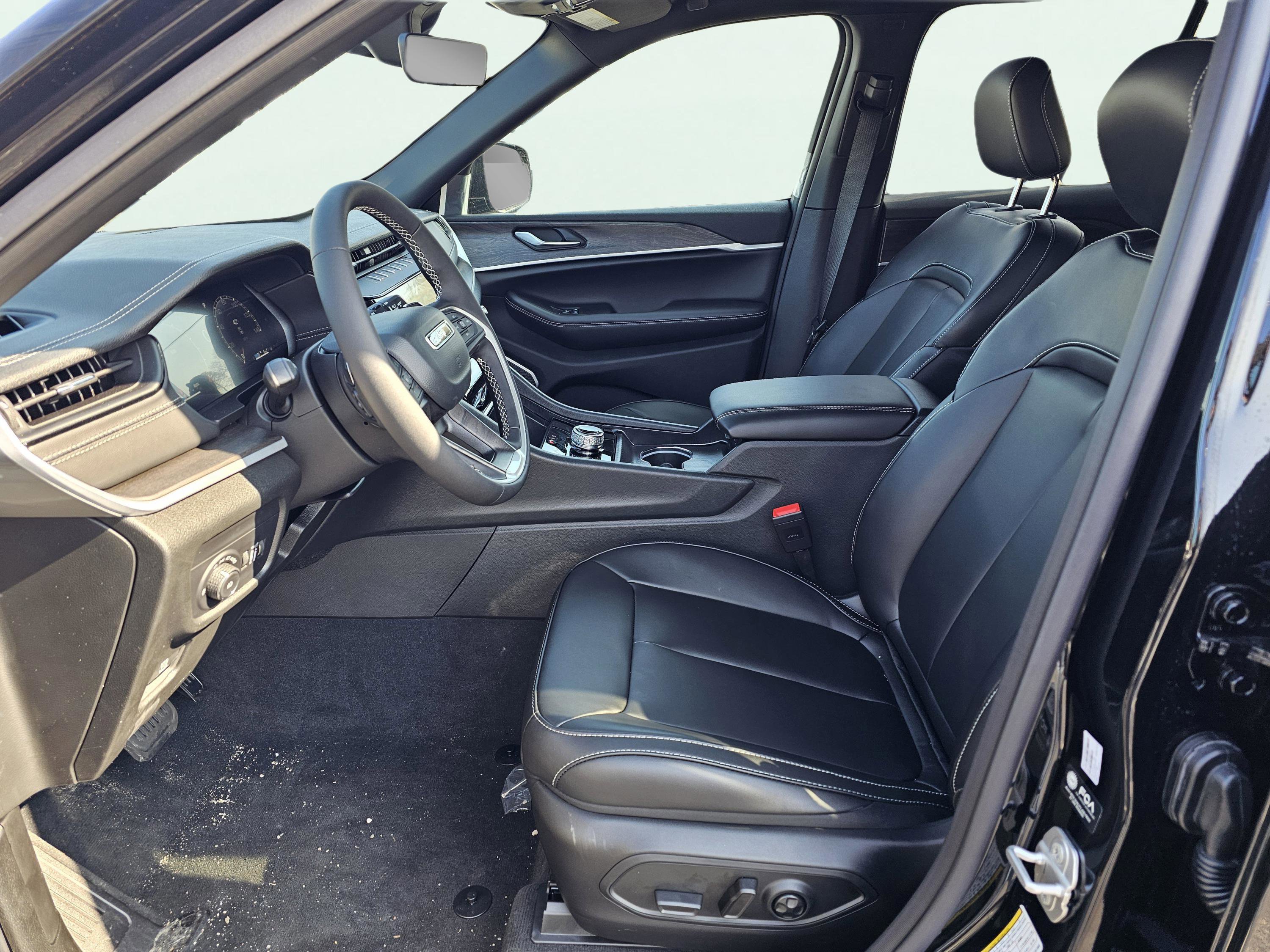 New 2026 Jeep Grand Cherokee Limited image 17