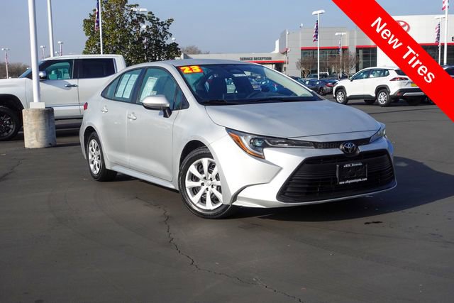 Certified 2023 Toyota Corolla LE image 2