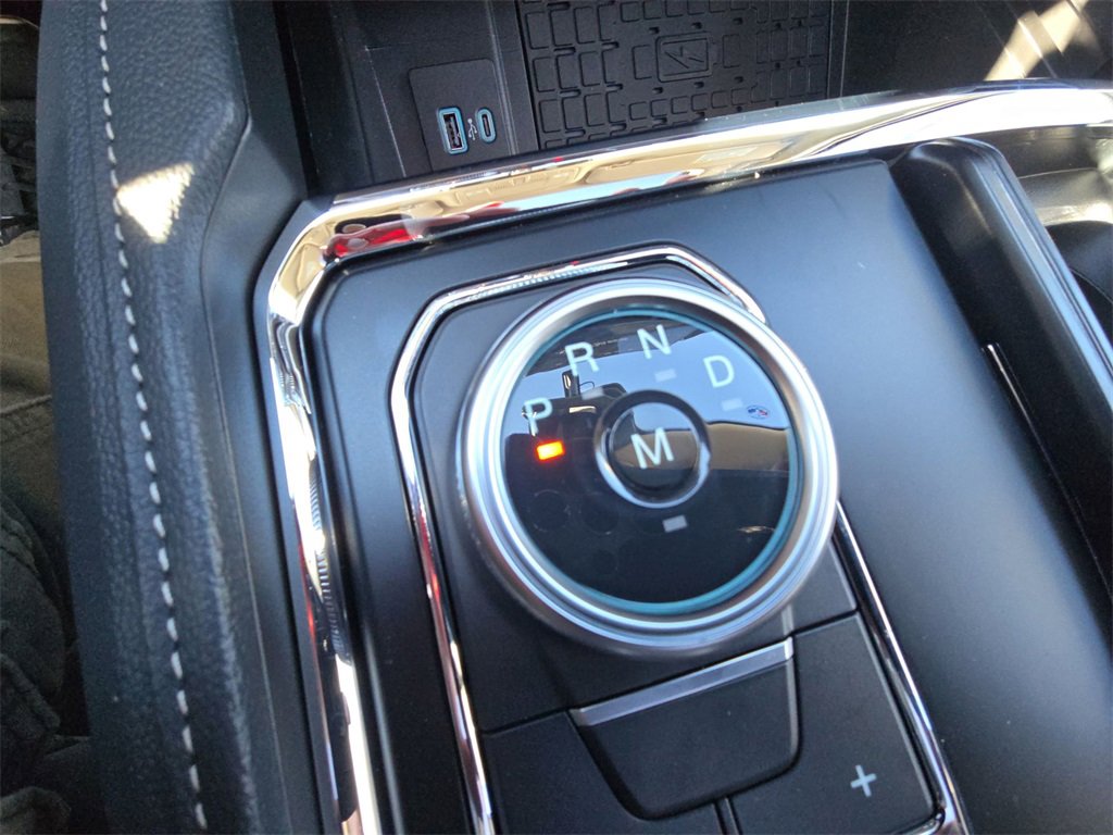 Used 2024 Ford Expedition Max XLT image 20