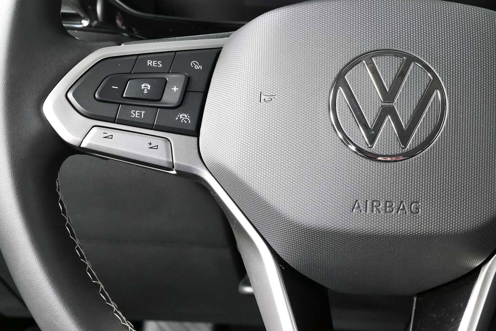 Certified 2024 Volkswagen Taos S FWD image 13