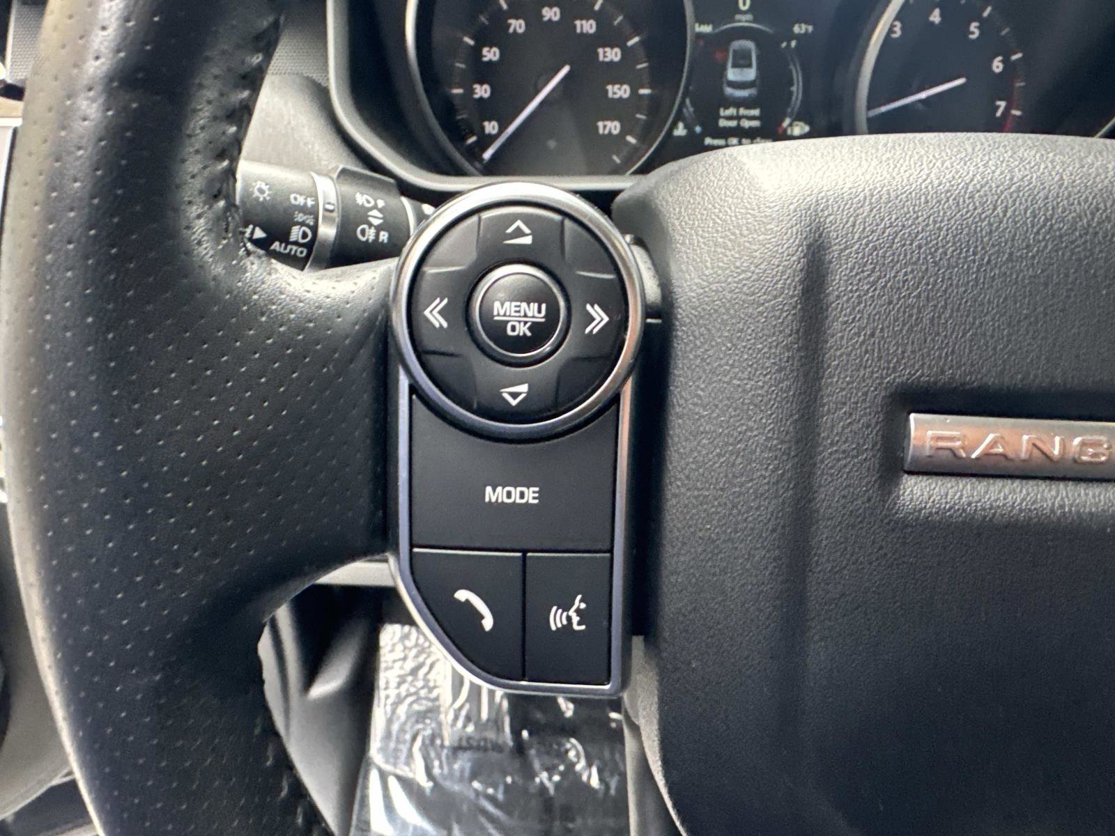 Used 2017 Land Rover Range Rover Sport HSE AWD/4WD image 26
