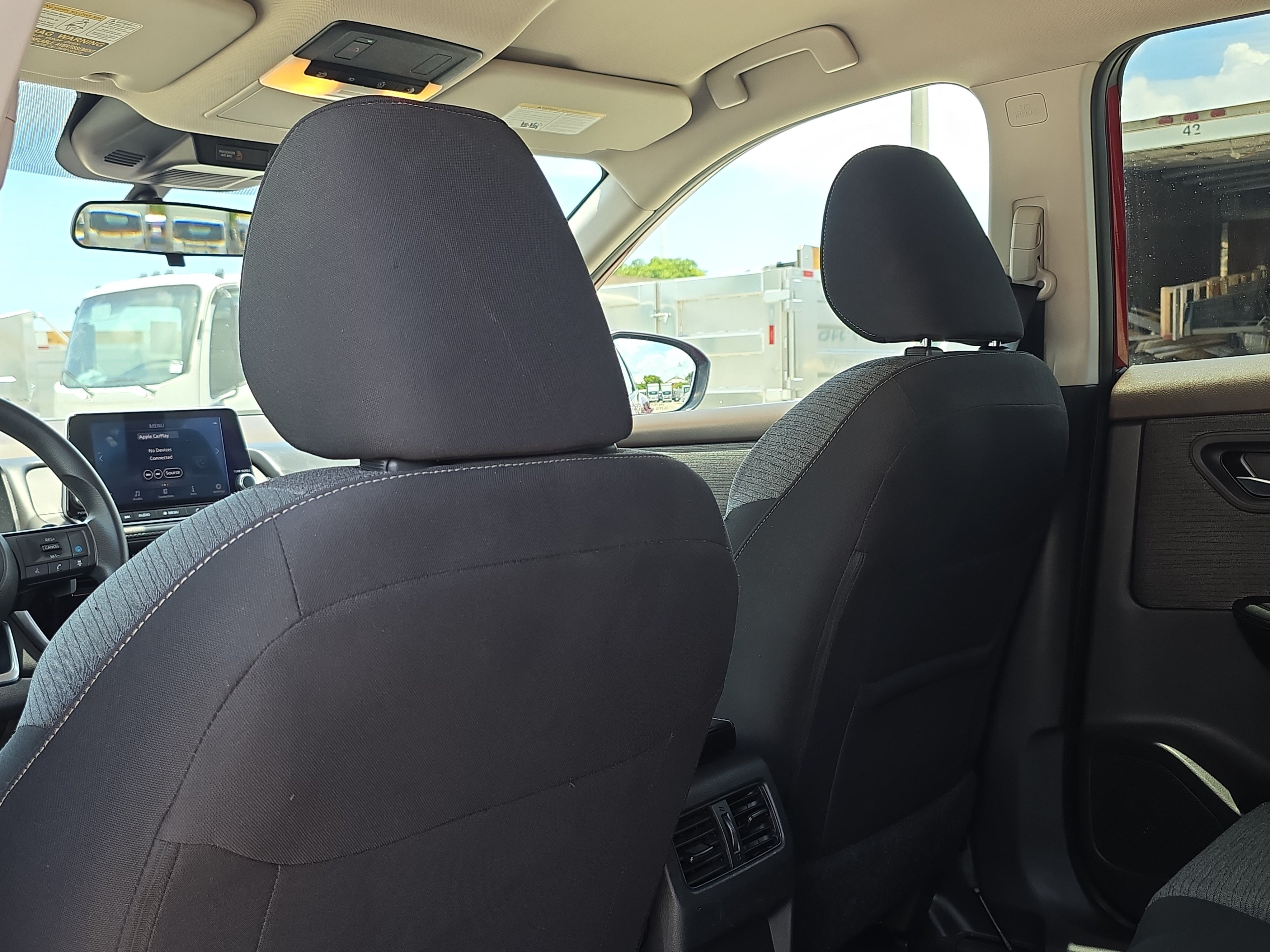 Used 2023 Nissan Rogue SV FWD image 14