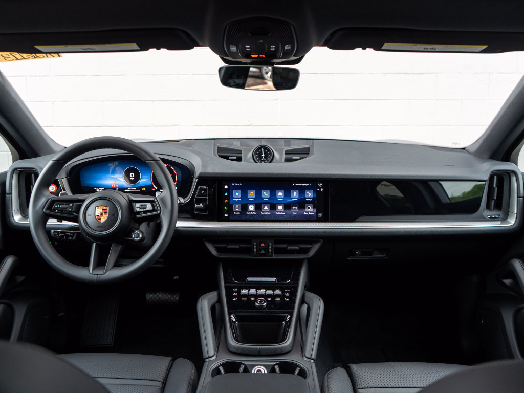 New 2026 Porsche Cayenne Coupe AWD/4WD image 23