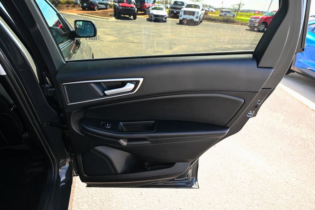 Used 2024 Ford Edge SEL w/ Convenience Package AWD/4WD image 30
