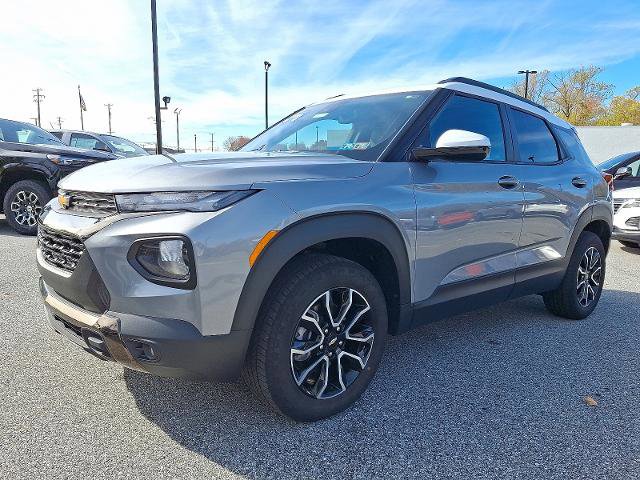 Certified 2023 Chevrolet TrailBlazer ACTIV w/ Convenience Package image 3