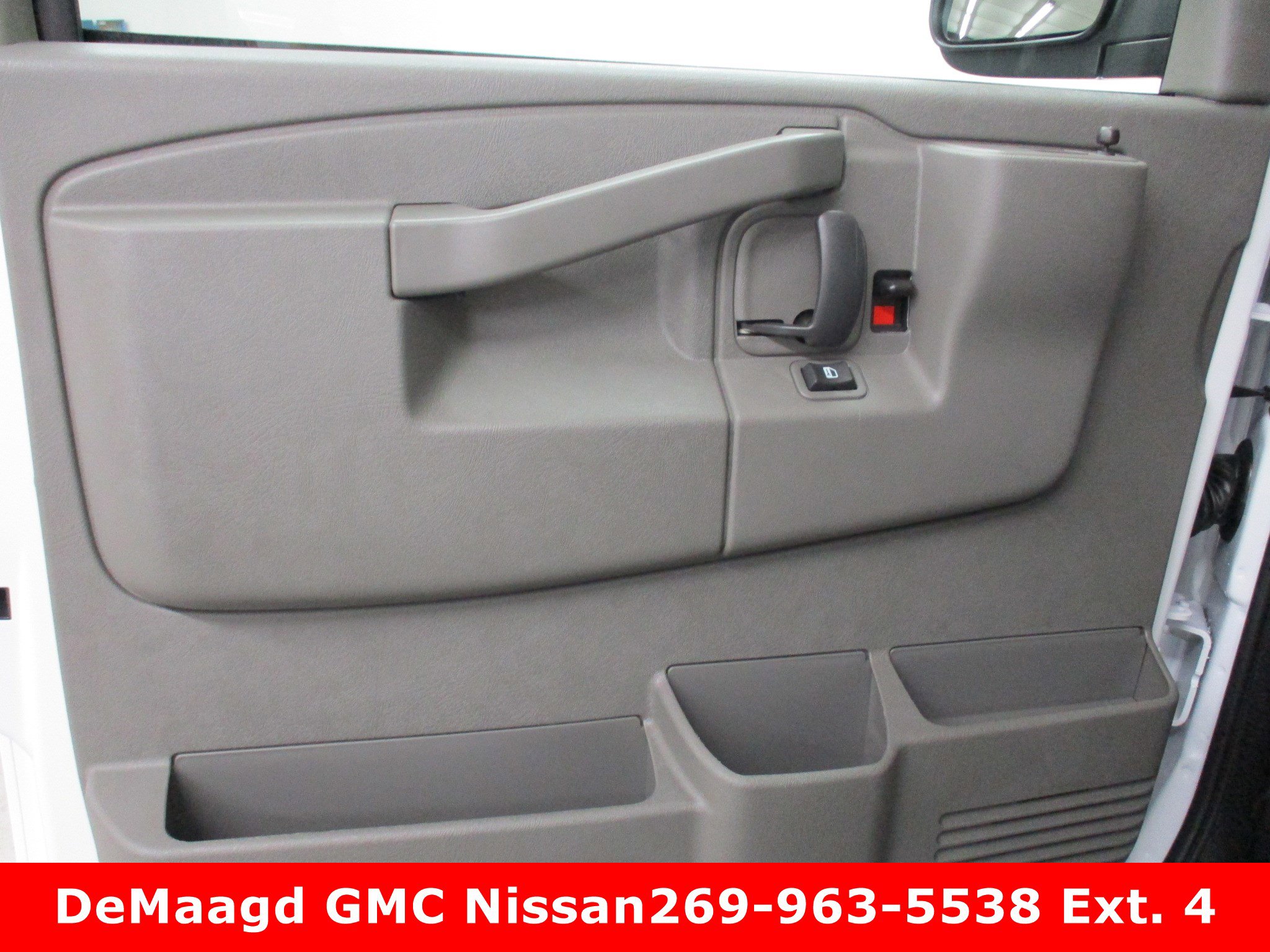 New 2025 GMC Savana 3500 image 13