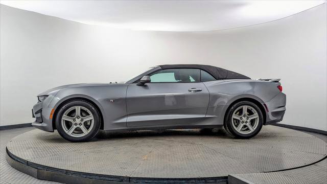 Used 2020 Chevrolet Camaro LT image 3