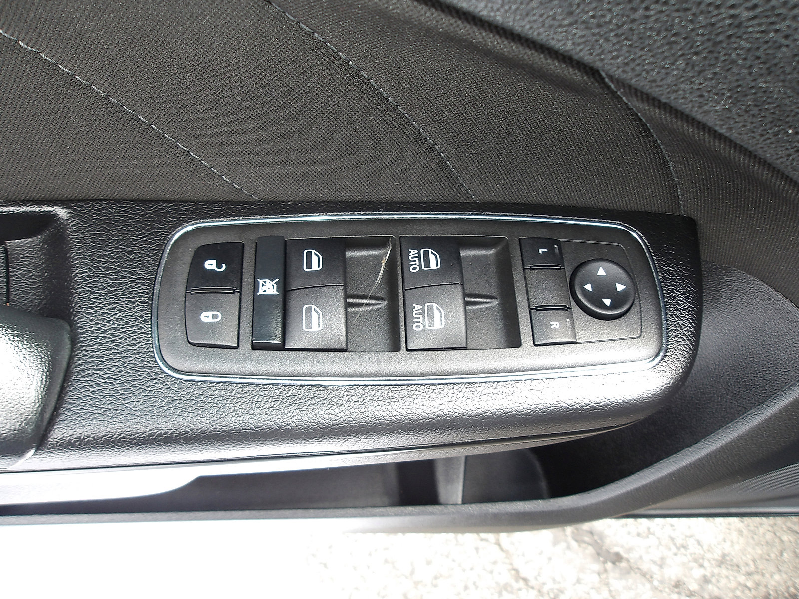 Used 2022 Dodge Charger GT w/ Blacktop Package image 16