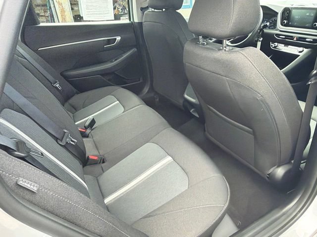 Used 2020 Hyundai Sonata SE w/ Cargo Package FWD image 12