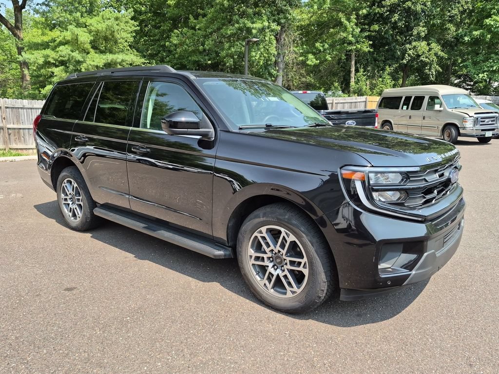New 2026 Ford Expedition Active AWD/4WD image 4